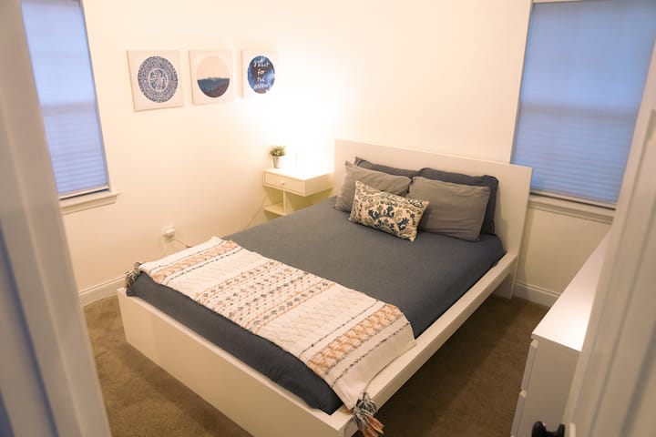 საძინებელი 2