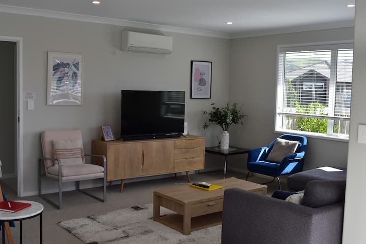 Modern Home In Sunny Papamoa - Papamoa