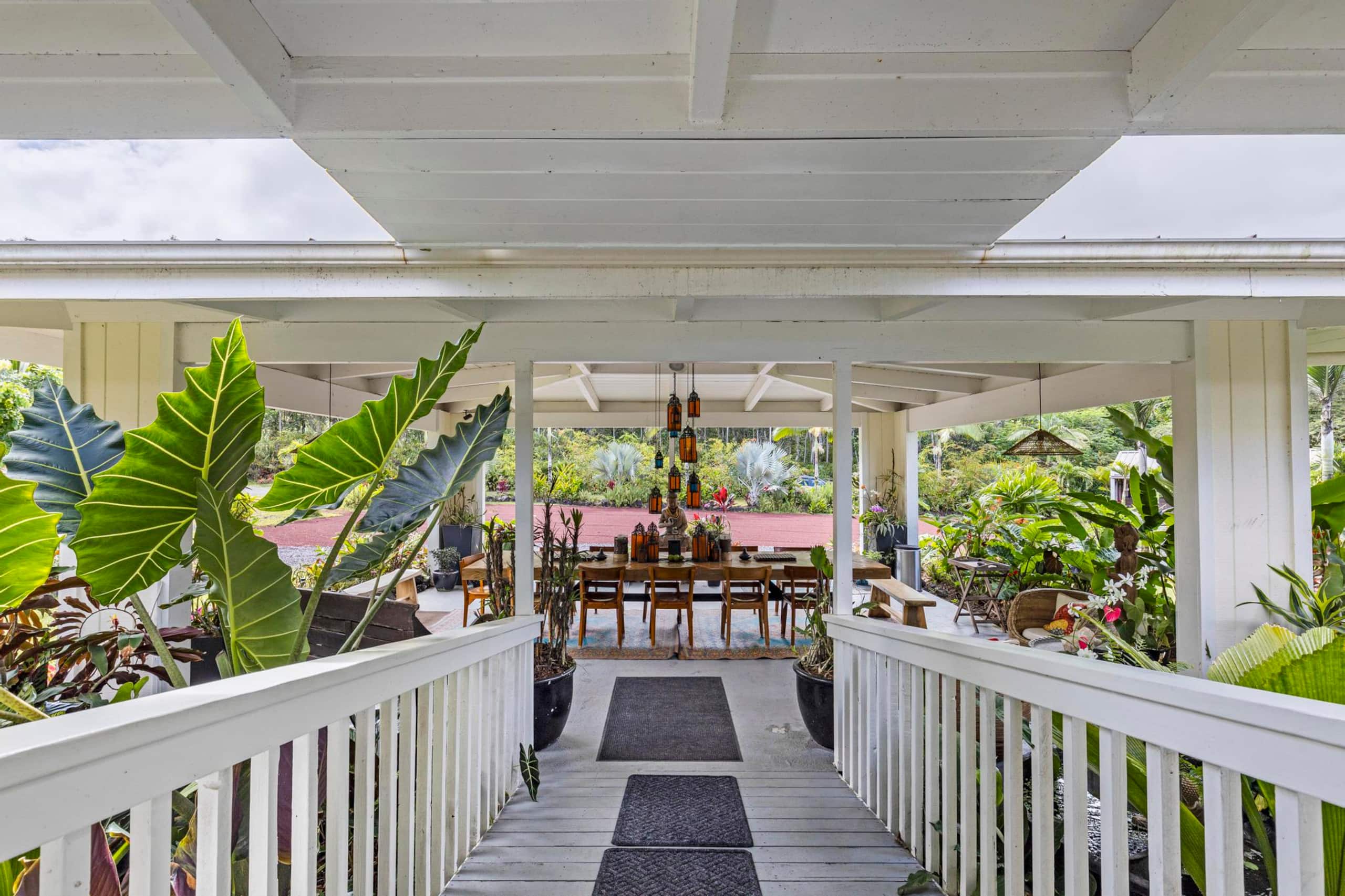 Villa in Pahoa · ★4.99 · 5 bedrooms · 9 beds · 5 baths - Image 21