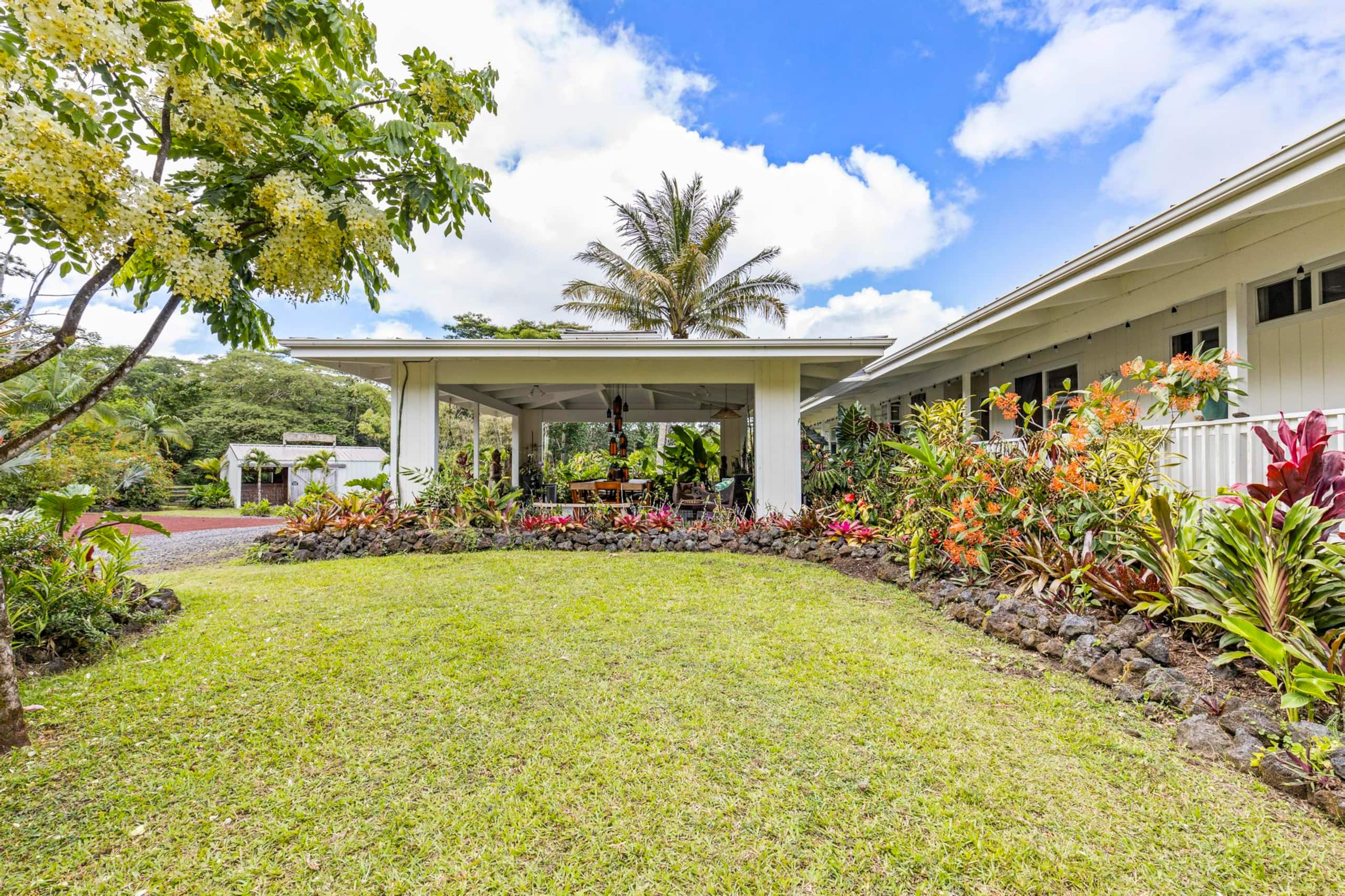 Villa in Pahoa · ★4.99 · 5 bedrooms · 9 beds · 5 baths - Image 26