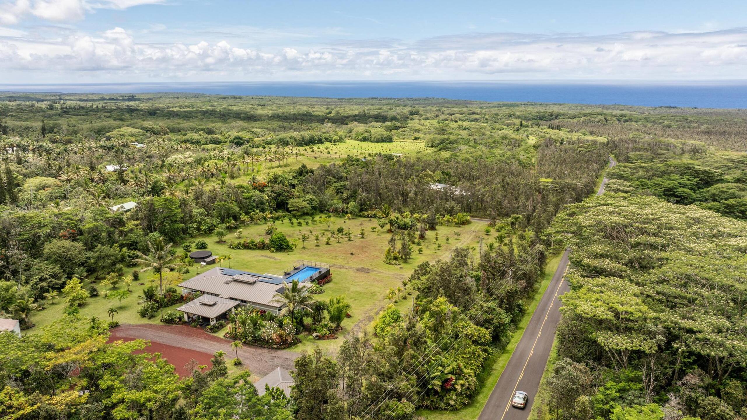 Villa in Pahoa · ★4.99 · 5 bedrooms · 9 beds · 5 baths - Image 46