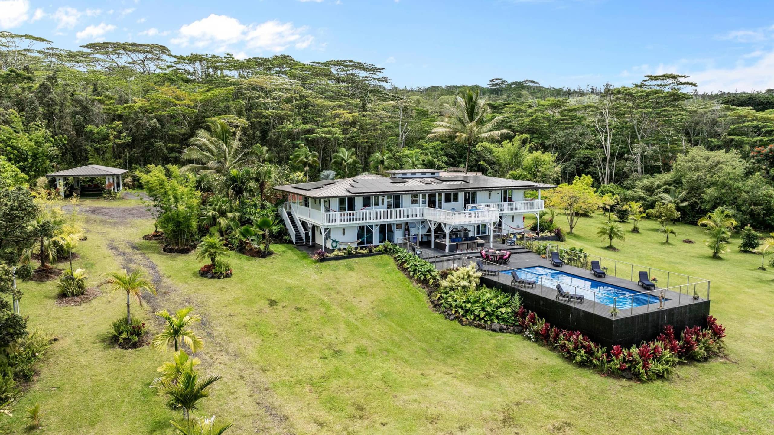 Villa in Pahoa · ★4.99 · 5 bedrooms · 9 beds · 5 baths - Image 47