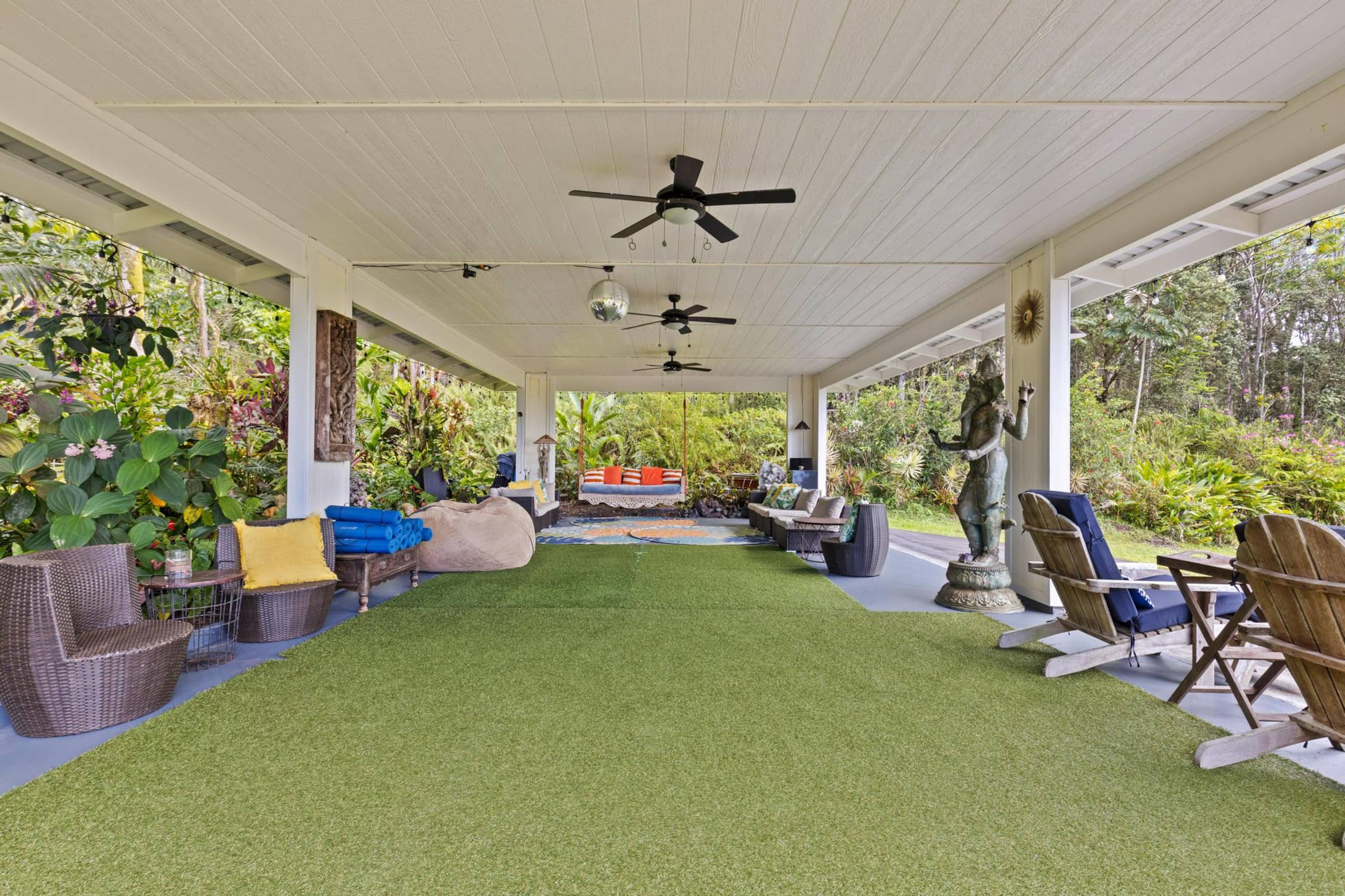 Villa in Pahoa · ★4.99 · 5 bedrooms · 9 beds · 5 baths - Image 42