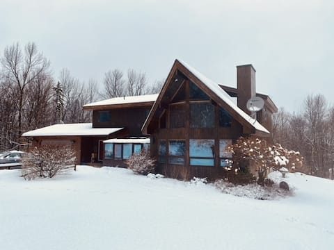 Wildlife Retreat in the Forest