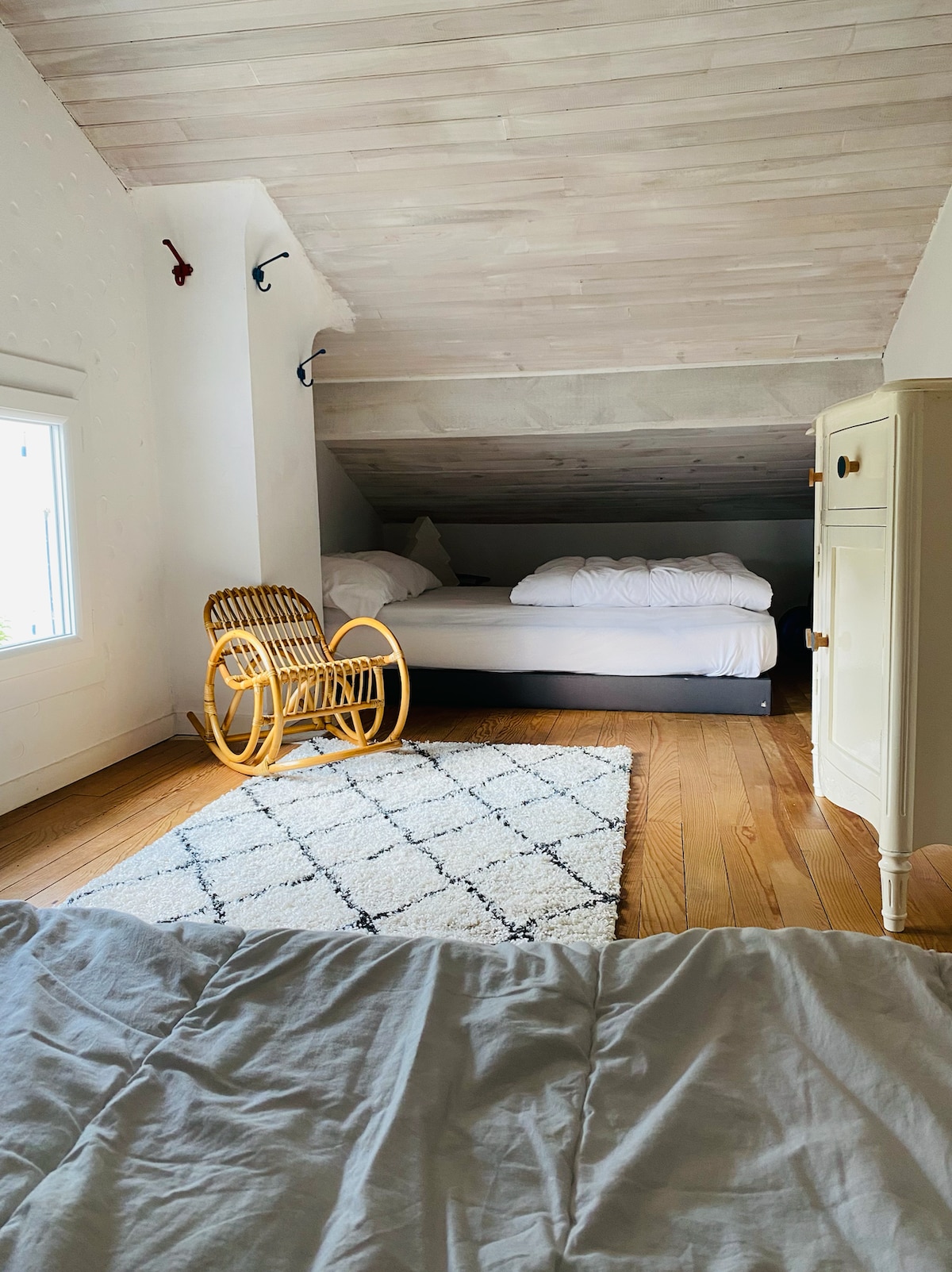 საძინებელი 4