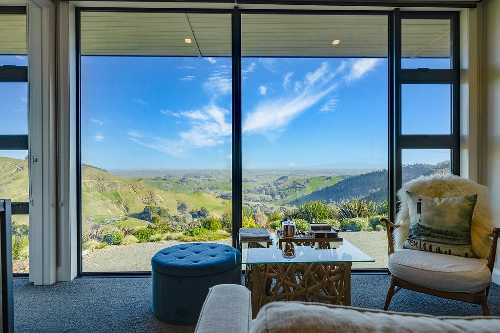 Top Airbnb: Te Miro Luxury Getaway in Waipa District East