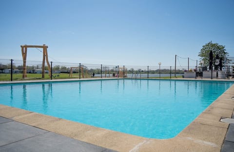 Luxury chalet in beautiful nature reserve