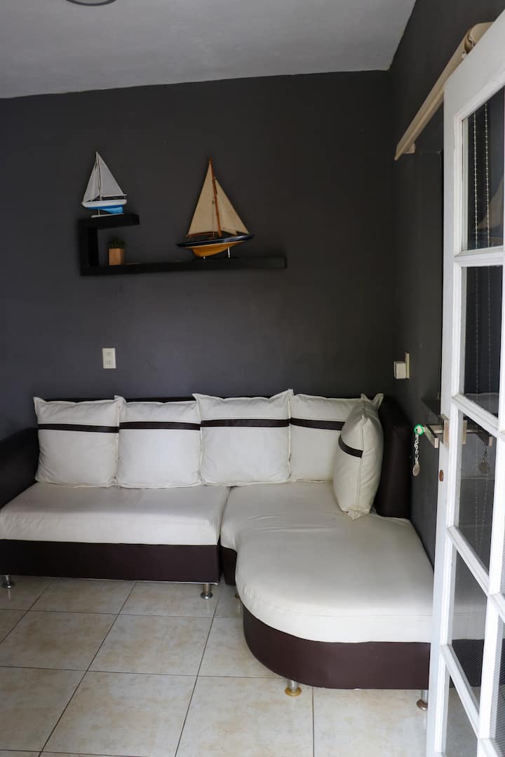 Apartment No.1 Perfectly Located With A Pool - 탐피코