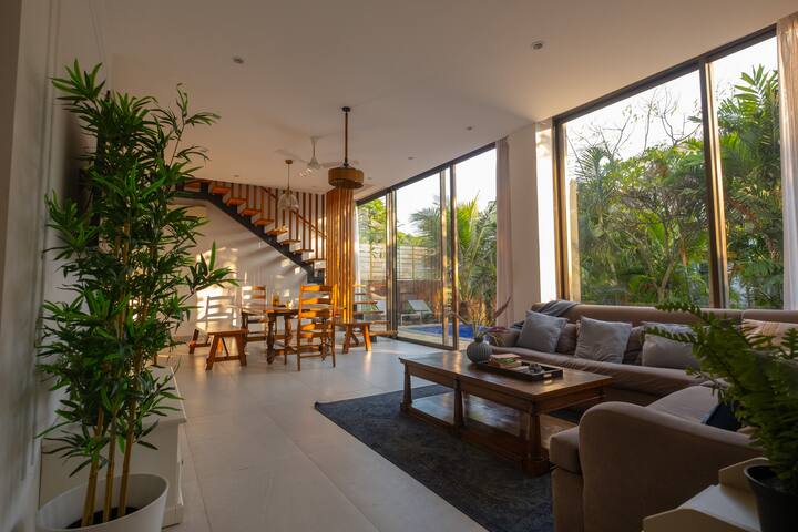 Living room image 4
