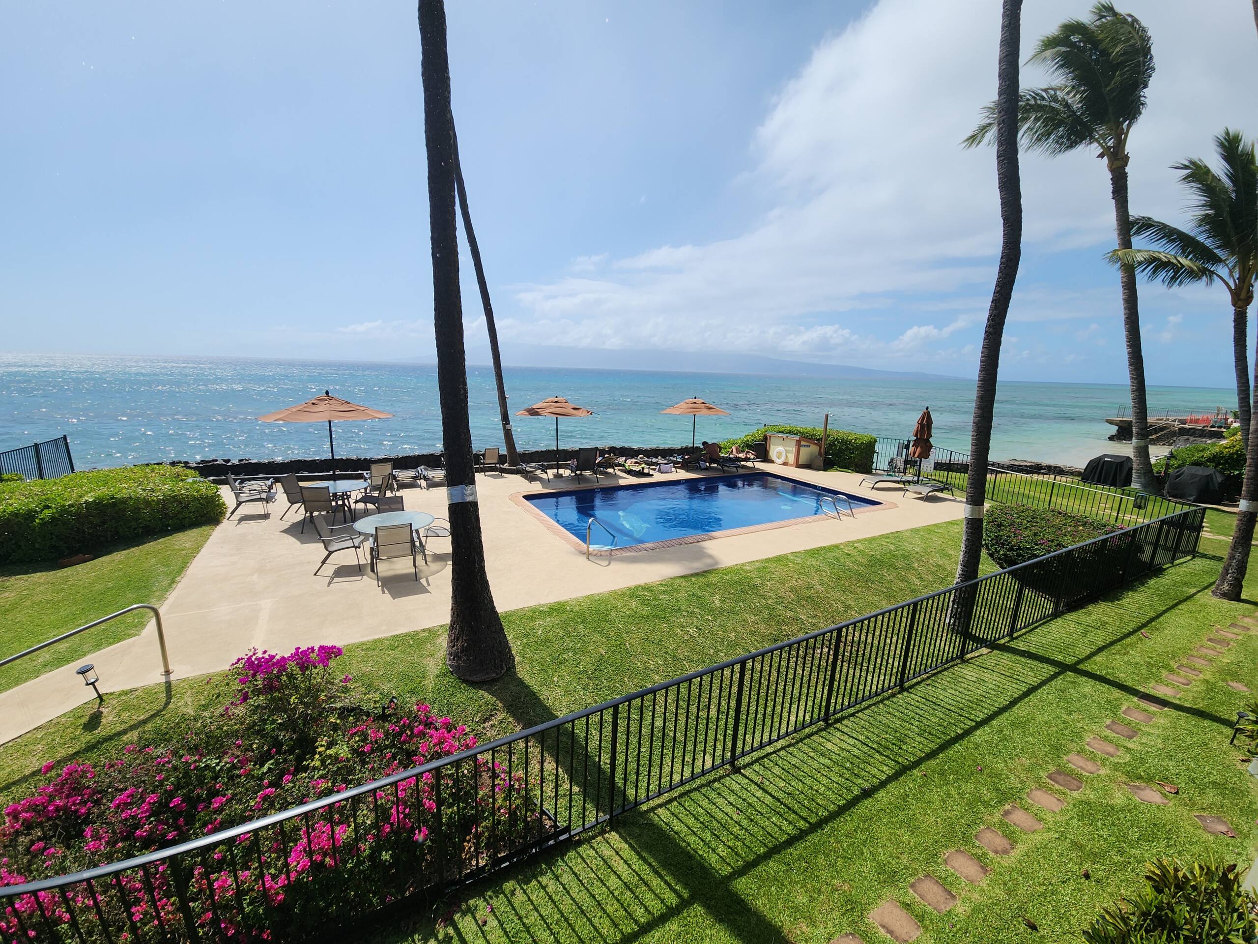 Condo in Lahaina · ★4.87 · 1 bedroom · 1 bed · 1 bath - Image 28