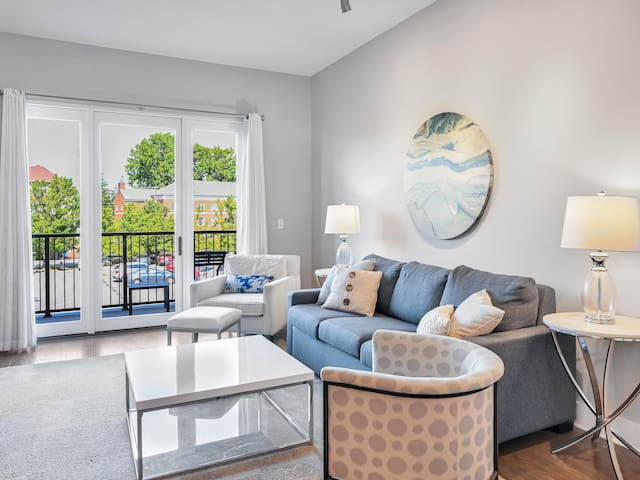 Luxury condo downtown…In the heart of AVL Fun!!