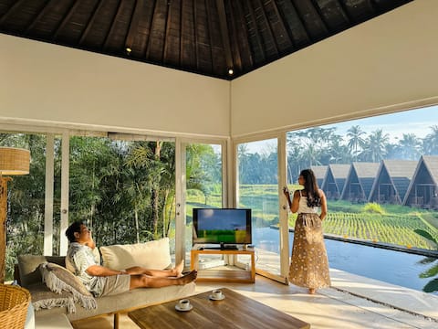 Villa with Private Pool &Rice Field Views in Ubud