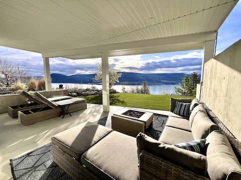 Hillside Cottage w/ Panoramic Lake View