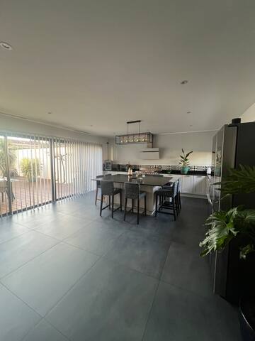 Superbe Villa avec Piscine près de Bordeaux gallery image 4