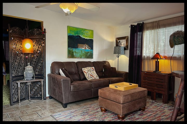 Three Rivers Riverview Bungalow (Dog Friendly) - Three Rivers, CA