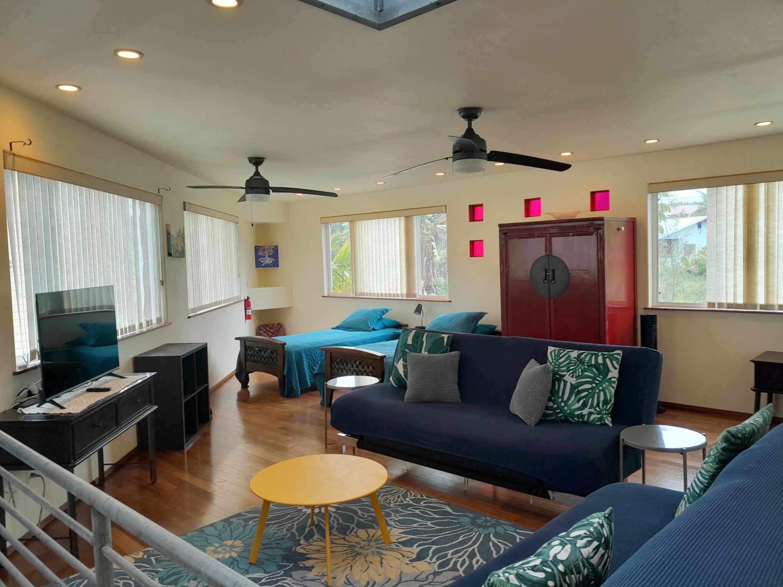 Home in Pahoa · ★4.77 · 1 bedroom · 7 beds · 2 private baths - Image 11