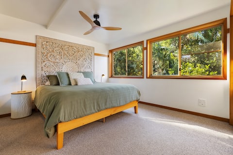 Top performing Airbnb: Barefoot Luxe Angourie Couples Villa! in Clarence Valley Council