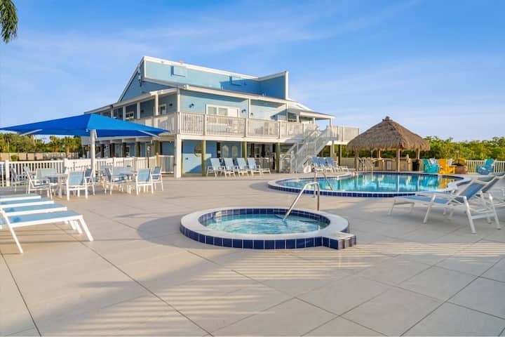 The Sea House - Ellenton, FL