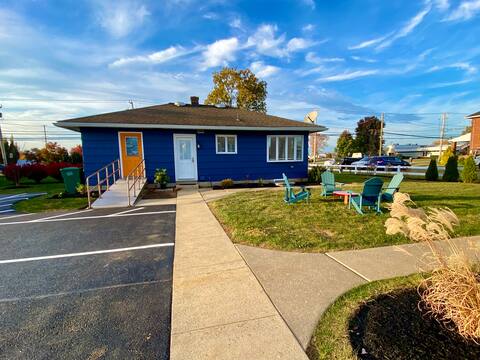 Quiet 2BR Lwr Level,  Full Kit,  Wifi, Private Ent