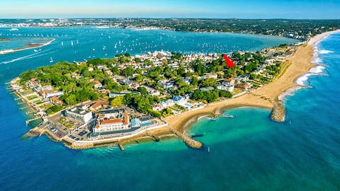 Popular Airbnb listing: Sandbanks Family Beach Retreat II in Studland