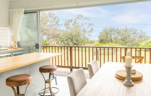 Banksia Beach House on the beach