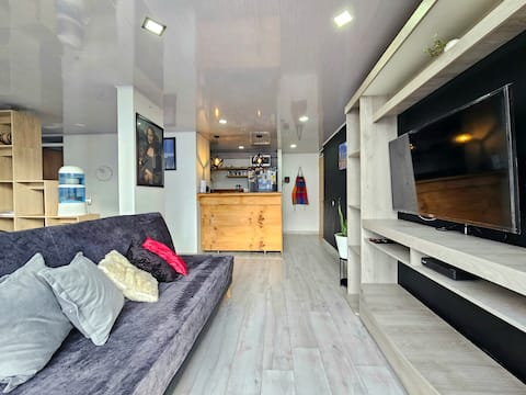 Popular Airbnb listing: Apt with balcony · Sunset & +200M Wi-Fi | Bogotá in San Cristóbal