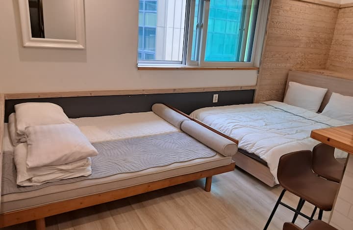 Close To Myeongdong,namdaemun Market, N Tower - Seúl
