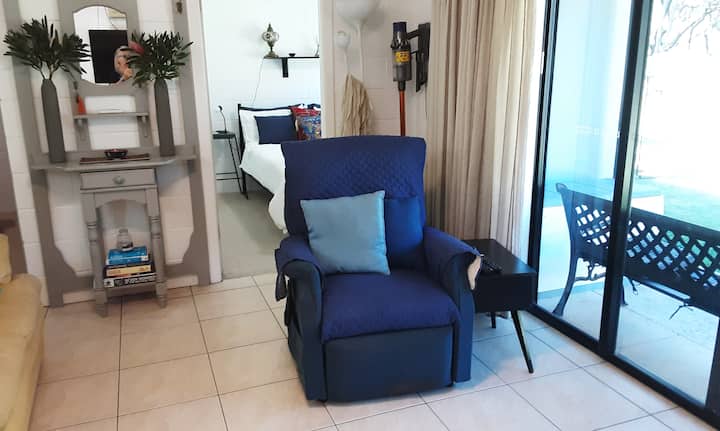 Dog Friendly Beach 150m, Fire/air Con, Fenced Yard - Batemans Bay