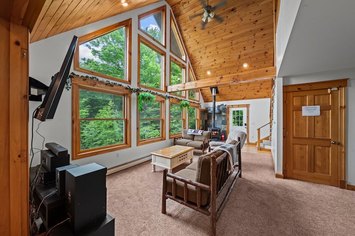 Rustic Mountain Chalet And Cabin - Ossipee, NH