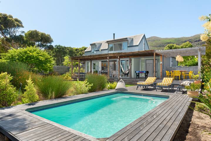 Scenery Villa : Mountain & Lake view – AirCons gallery image 2