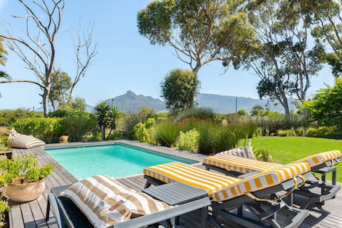 Scenery Villa : Mountain & Lake view - AirCons