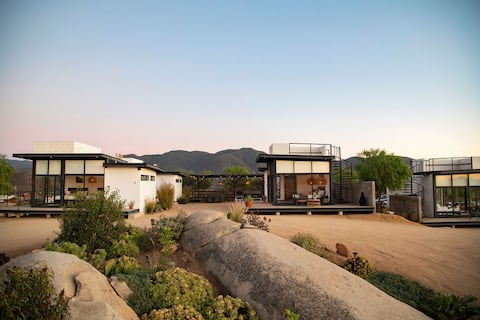 Unique boutique 6 BR property w/rooftops, pool