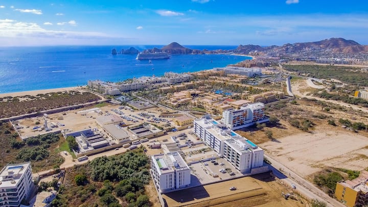2 Bedroom Condo A Few Steps From Médano Beach - Cabo San Lucas