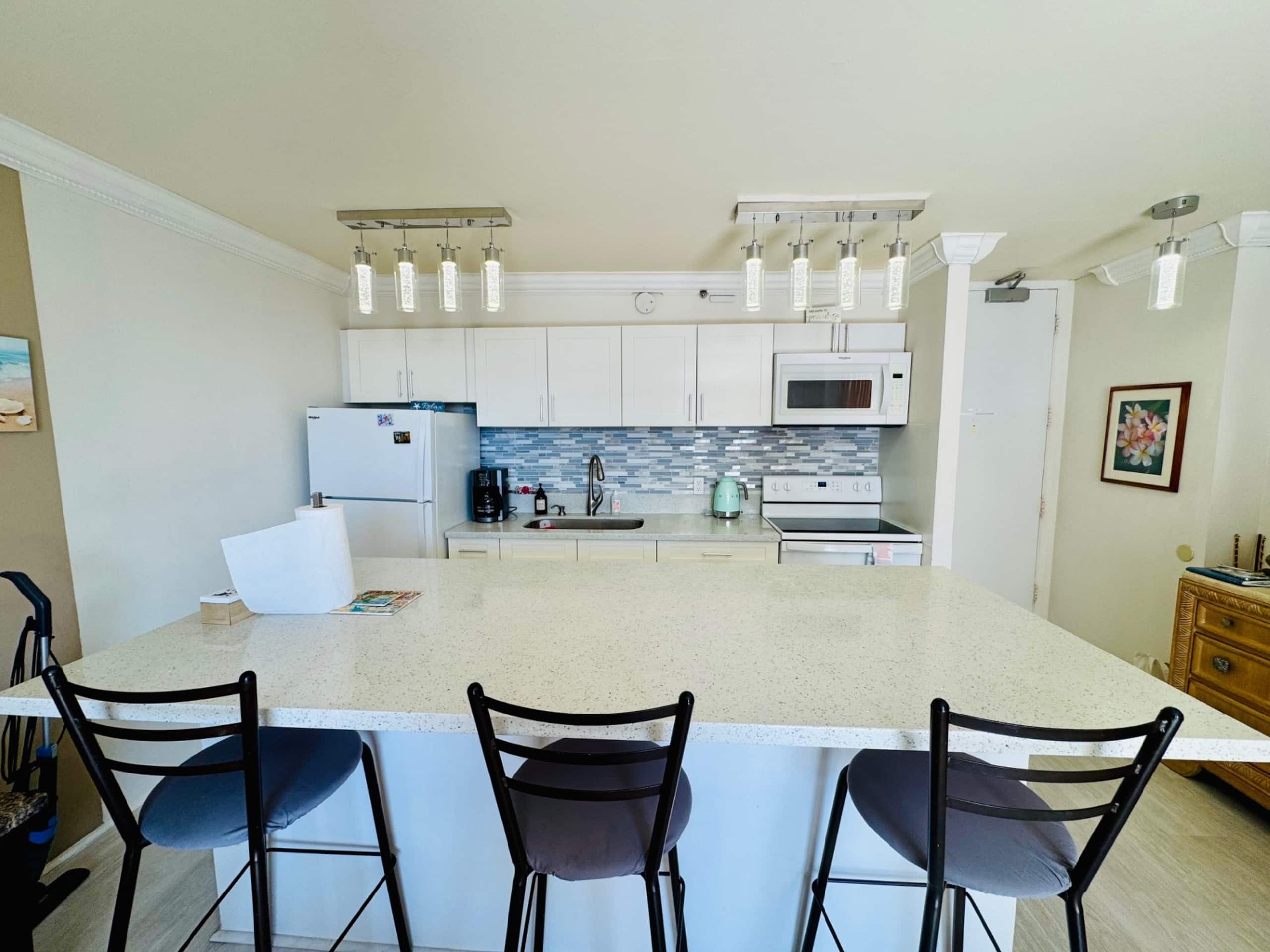 Condo in Honolulu · ★4.9 · 1 bedroom · 3 beds · 1 private bath - Image 31