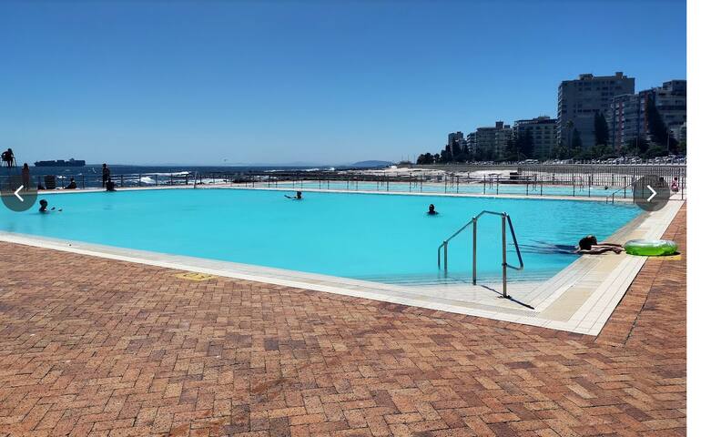 Superb,Beachfront,secure, stylish, cosy 2 bed gallery image 2