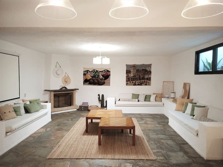 მისაღები ოთახი