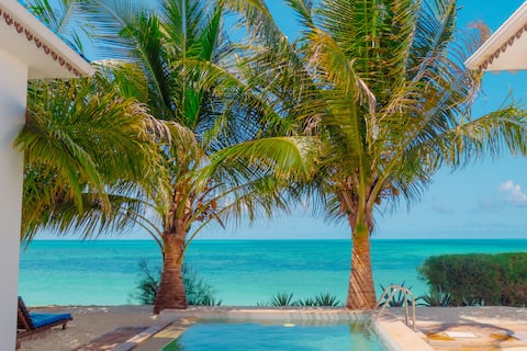 Villa Hibiscus - Private Pool - Beach Front