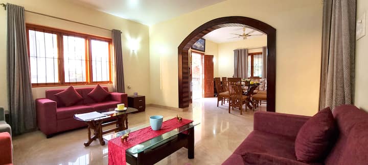 Living room image 2