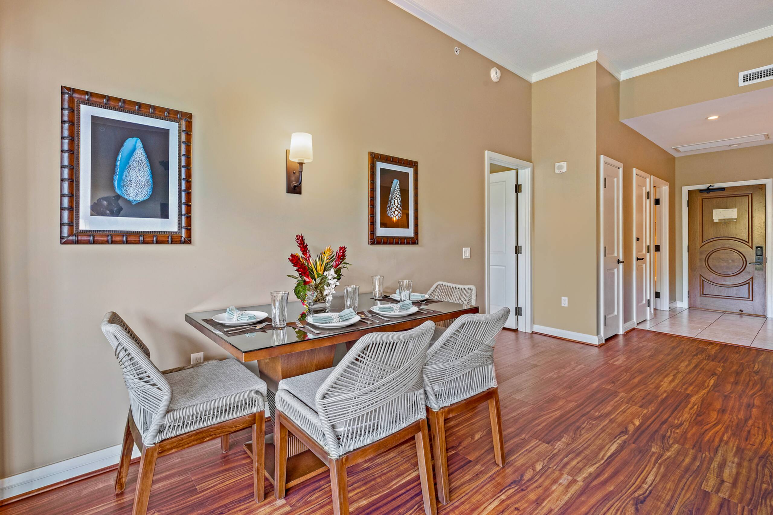 Condo in Lahaina · ★4.94 · 2 bedrooms · 3 beds · 2 baths - Image 23