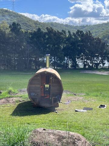 75 Acre Riverfront Restored Homestead, Hawkesbury gallery image 5