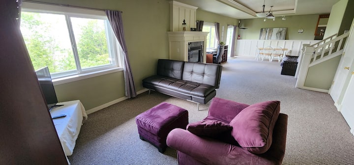Huge 1 Bedroom Apartment (910 Sq Ft)! - Puyallup, WA