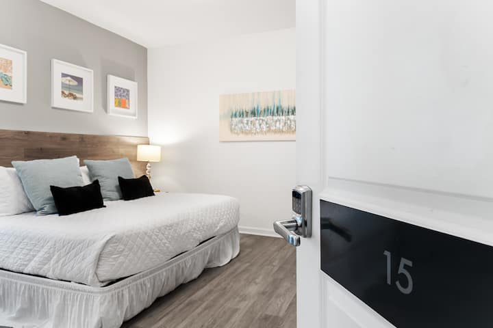 Nuestras habitaciones "Únicas" en Orlando cuentan con la sensación única de estar en casa, pero con un "toque" y privacidad de un bonito hotel.