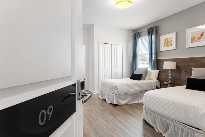 Nuestras habitaciones "Únicas" en Orlando cuentan con la sensación única de estar en casa, pero con un "toque" y privacidad de un bonito hotel.