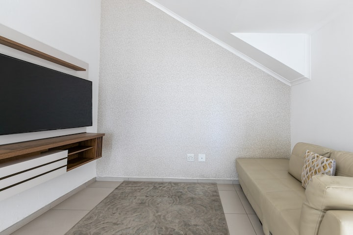 Serene Loft Unit In Fourways - Midrand