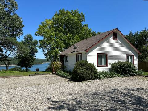 2-bdrm Norfork Lake/Ozark Mtn View, Swim Dock