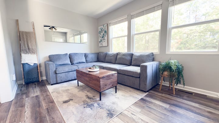 Secluded House | Luxe Hot Tub | 25 Min Nash Escape - Nashville, TN