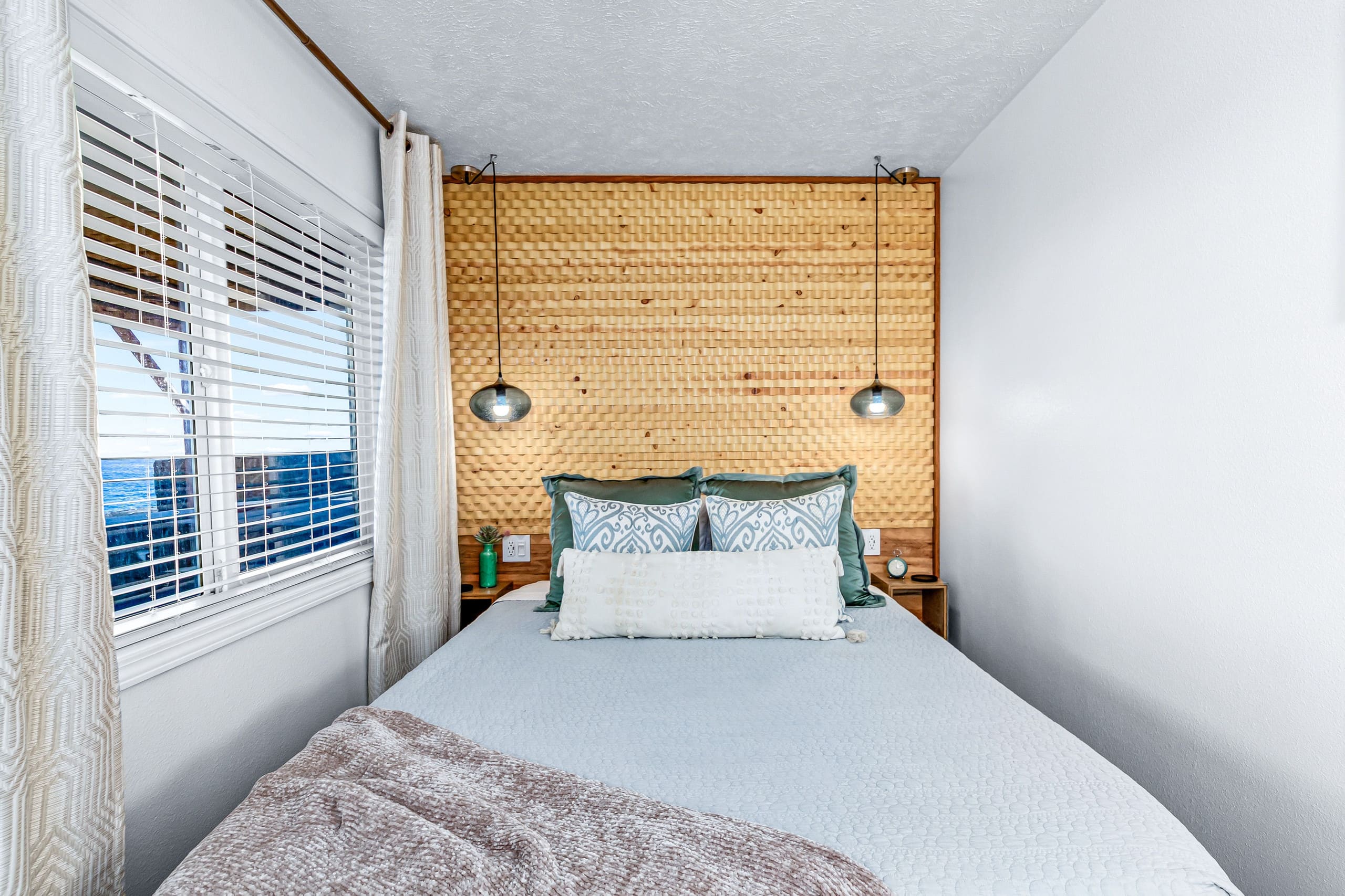 Home in Keaau · ★4.95 · 2 bedrooms · 3 beds · 1 bath - Image 24