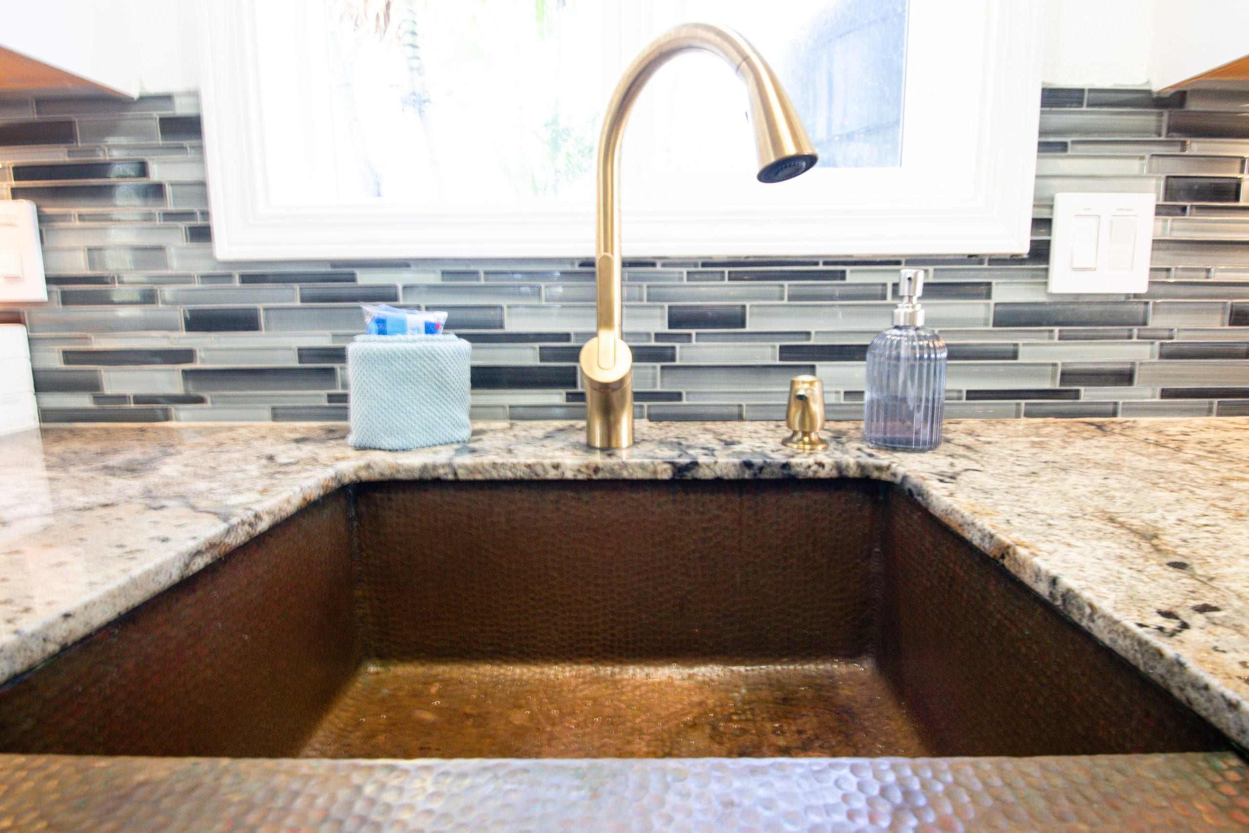 Home in Keaau · ★4.95 · 2 bedrooms · 3 beds · 1 bath - Image 10