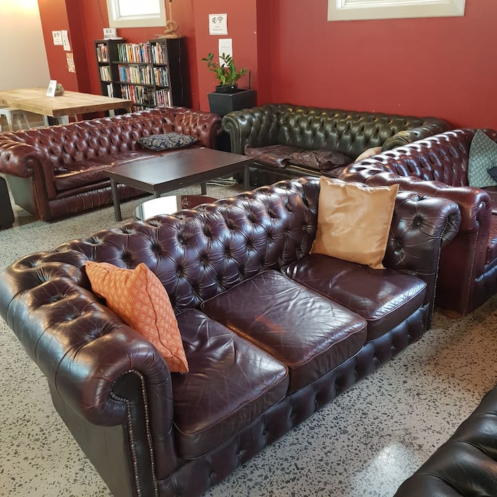 Family Backpackers Hostel Room Withensuite-4person - Sydney