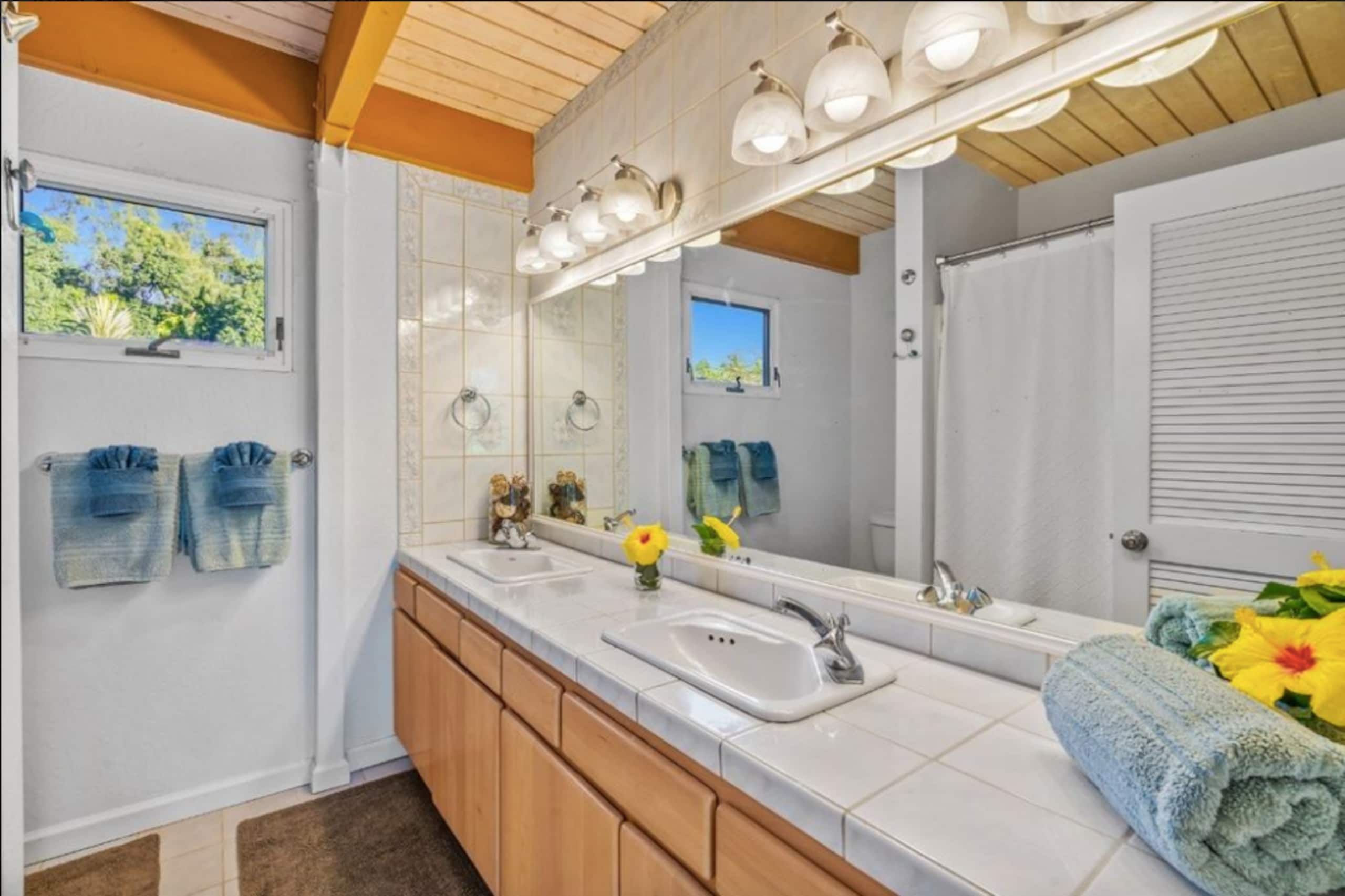 Home in Princeville · ★4.96 · 4 bedrooms · 6 beds · 2 private baths - Image 20